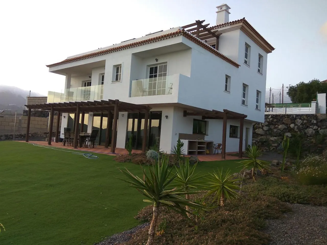 Casa Zoe Villa Arona